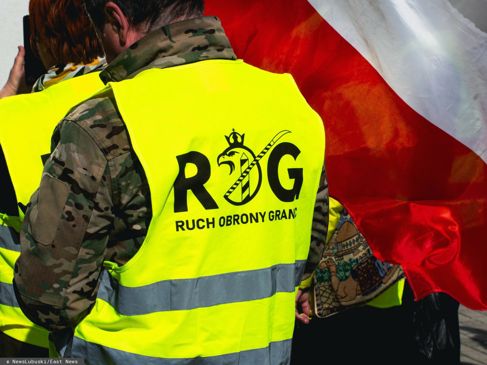 Podawali się za funkcjonariuszy. Ludzie z ruchu Bąkiewicza oskarżeni