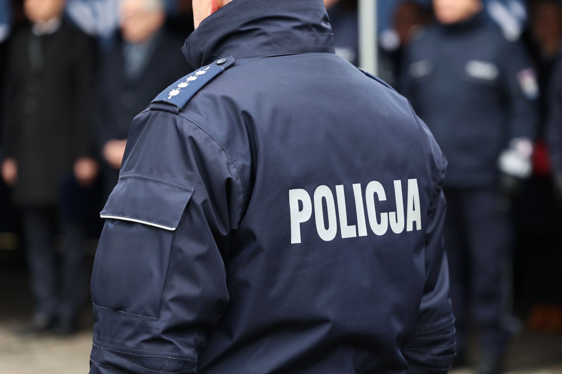 Pojemniki z łatwopalną cieczą przy przyłączu gazowym. 46-latek z zarzutami
