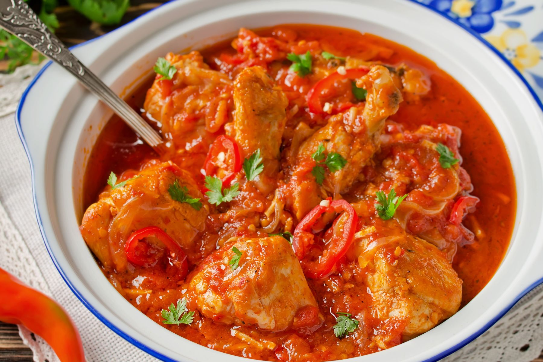 Gulasz robię po gruzińsku. Talerze do kuchni wracają puste