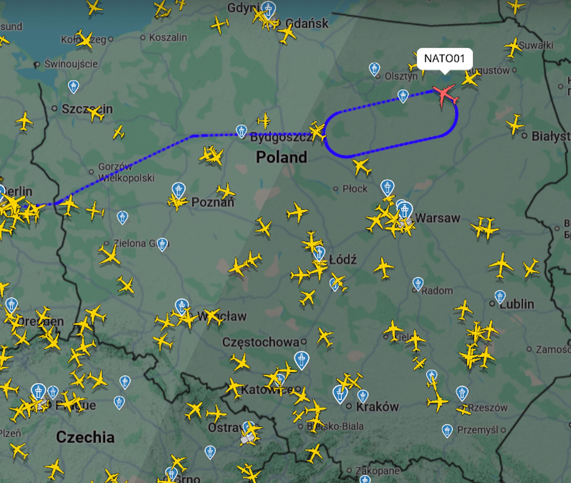 Natowski AWACS nad Polską. NATO01 krąży pomiędzy Toruniem i Ełkiem