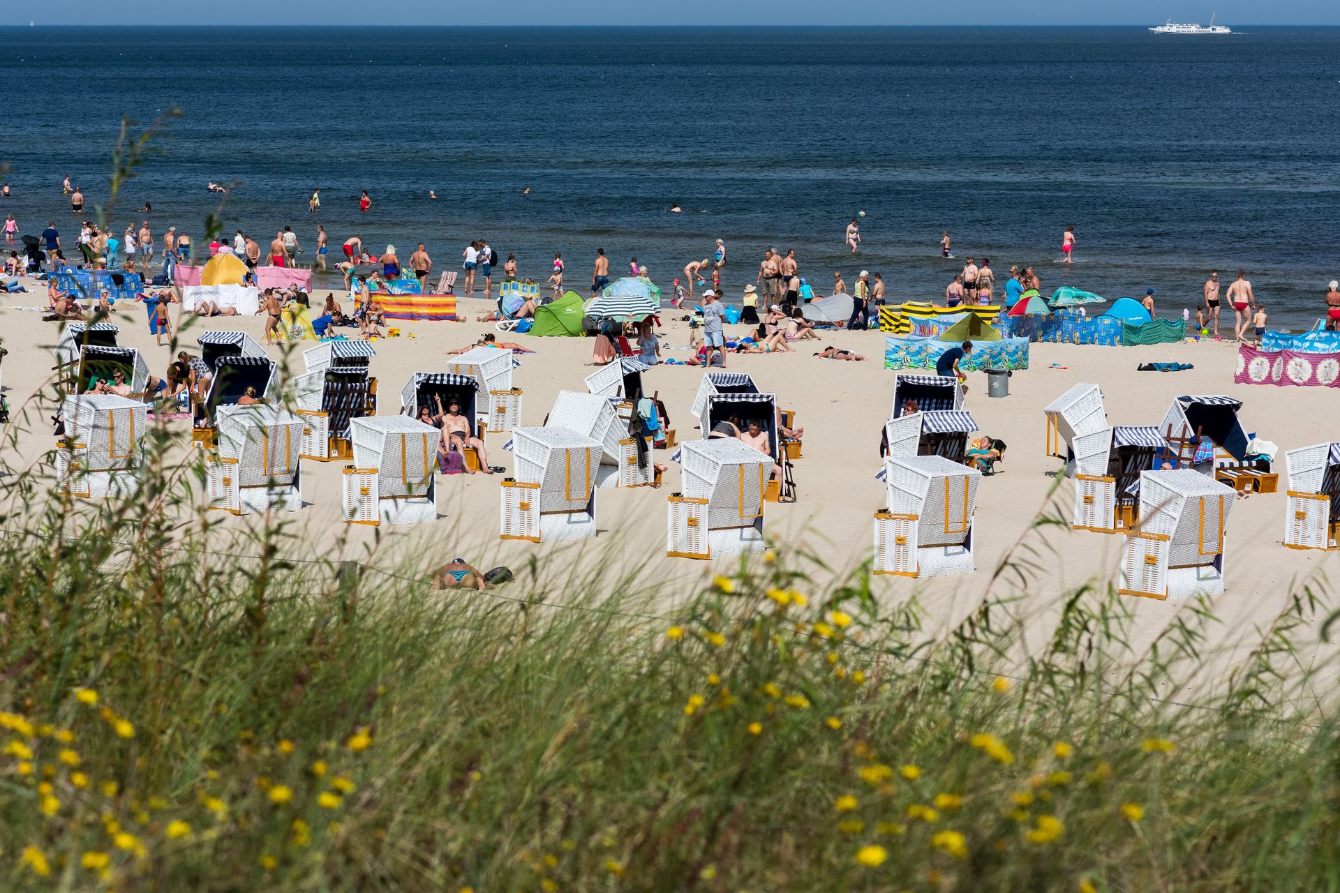 "W gorącą noc nie pośpisz". Problem kurortu? Miasto reaguje
