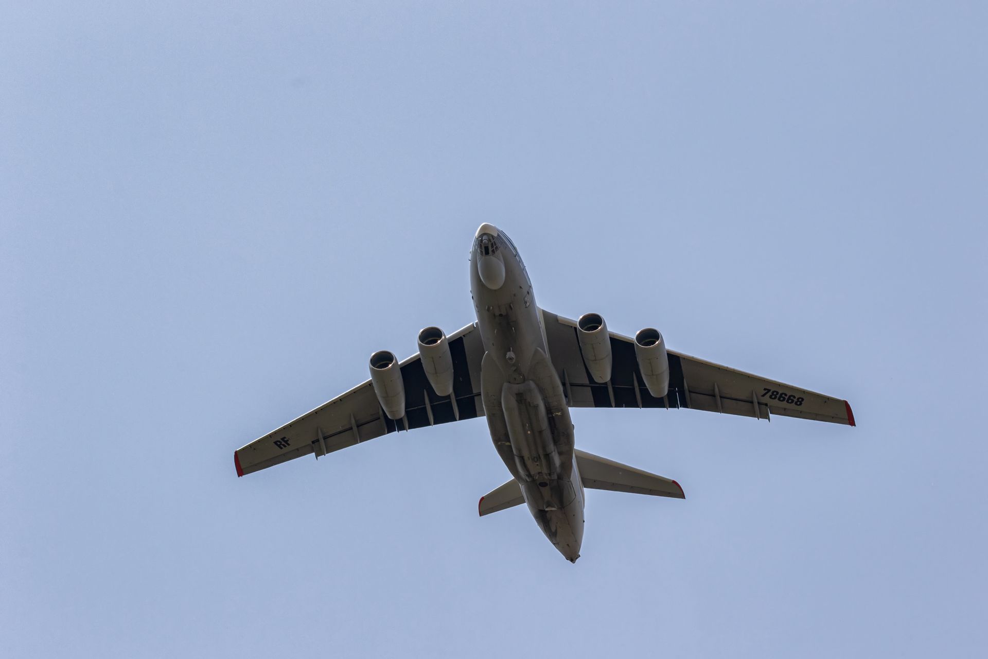 Podejrzany rosyjski samolot w Wenezueli. Nadeszło wsparcie?