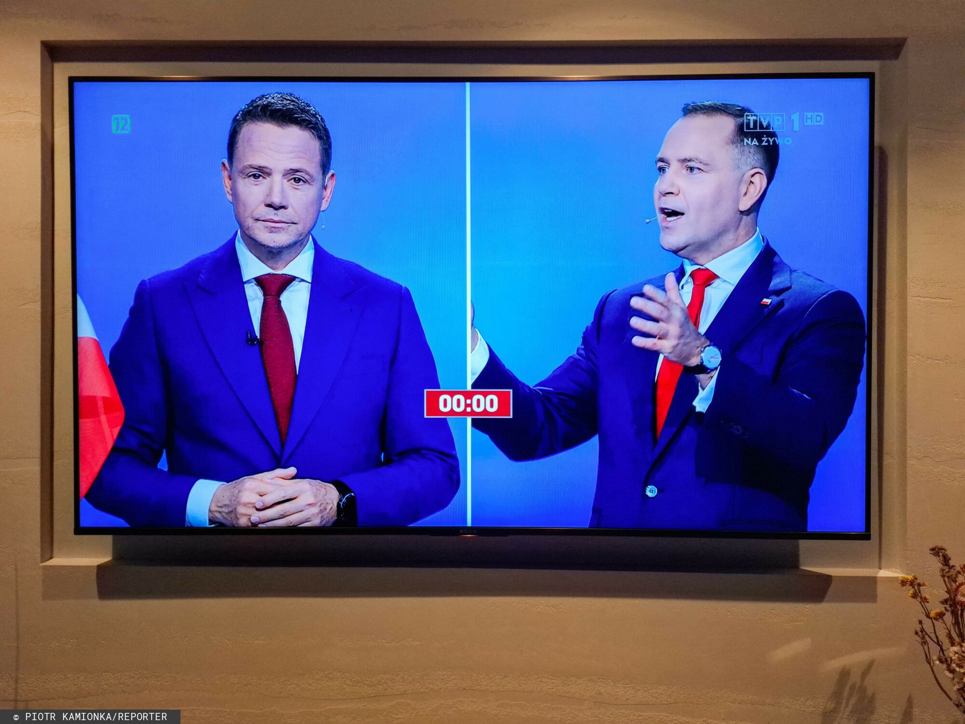 W PiS zadowoleni z Nawrockiego, ale "mogło być lepiej". "Debata bez historii"
