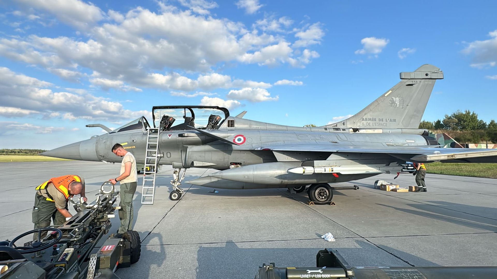 Już pomagają chronić Polskę. To maszyny "atomowej pięści" Paryża