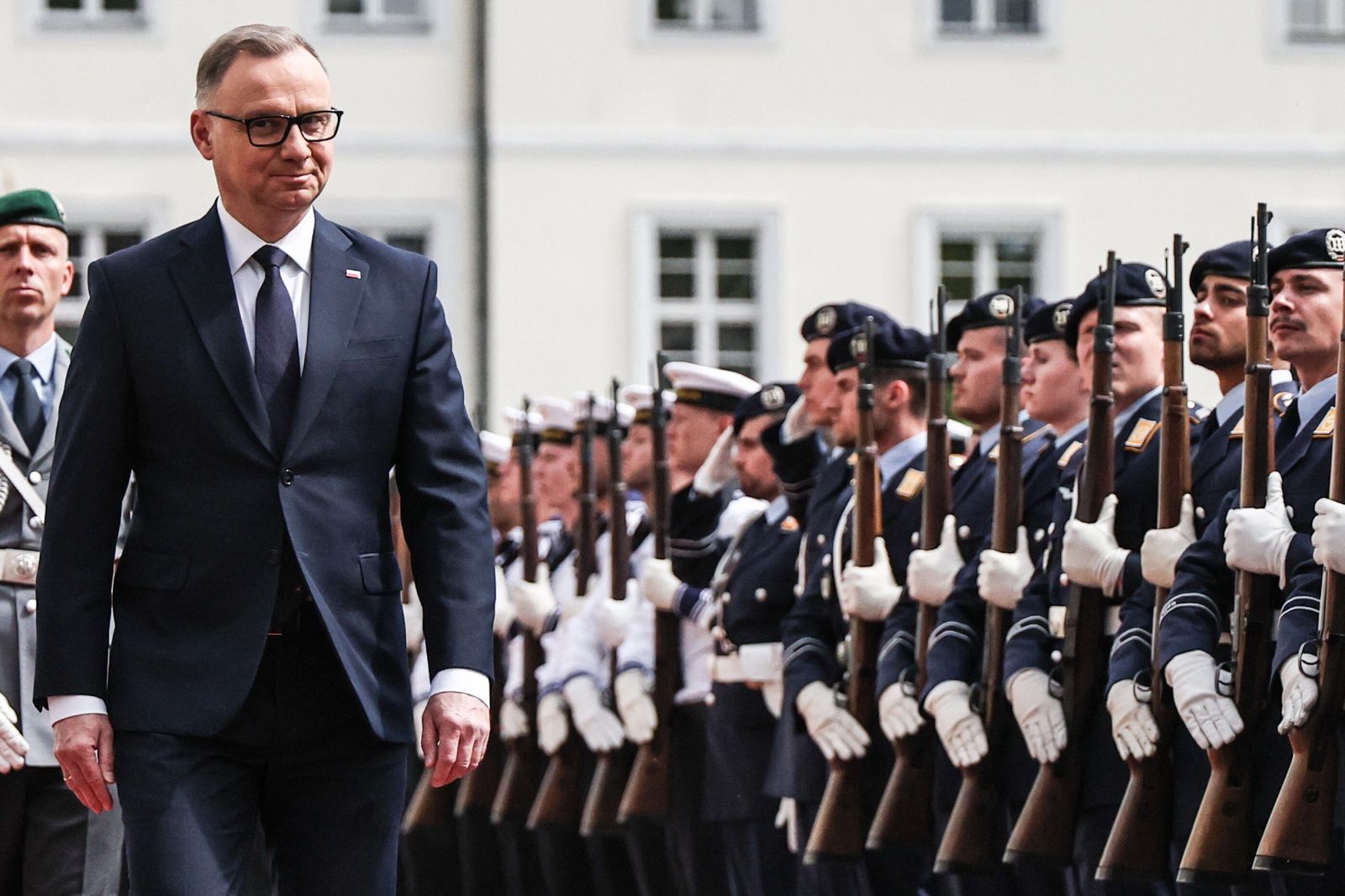 Duda liderem. Najnowsze badanie CBOS o zaufaniu do polityków