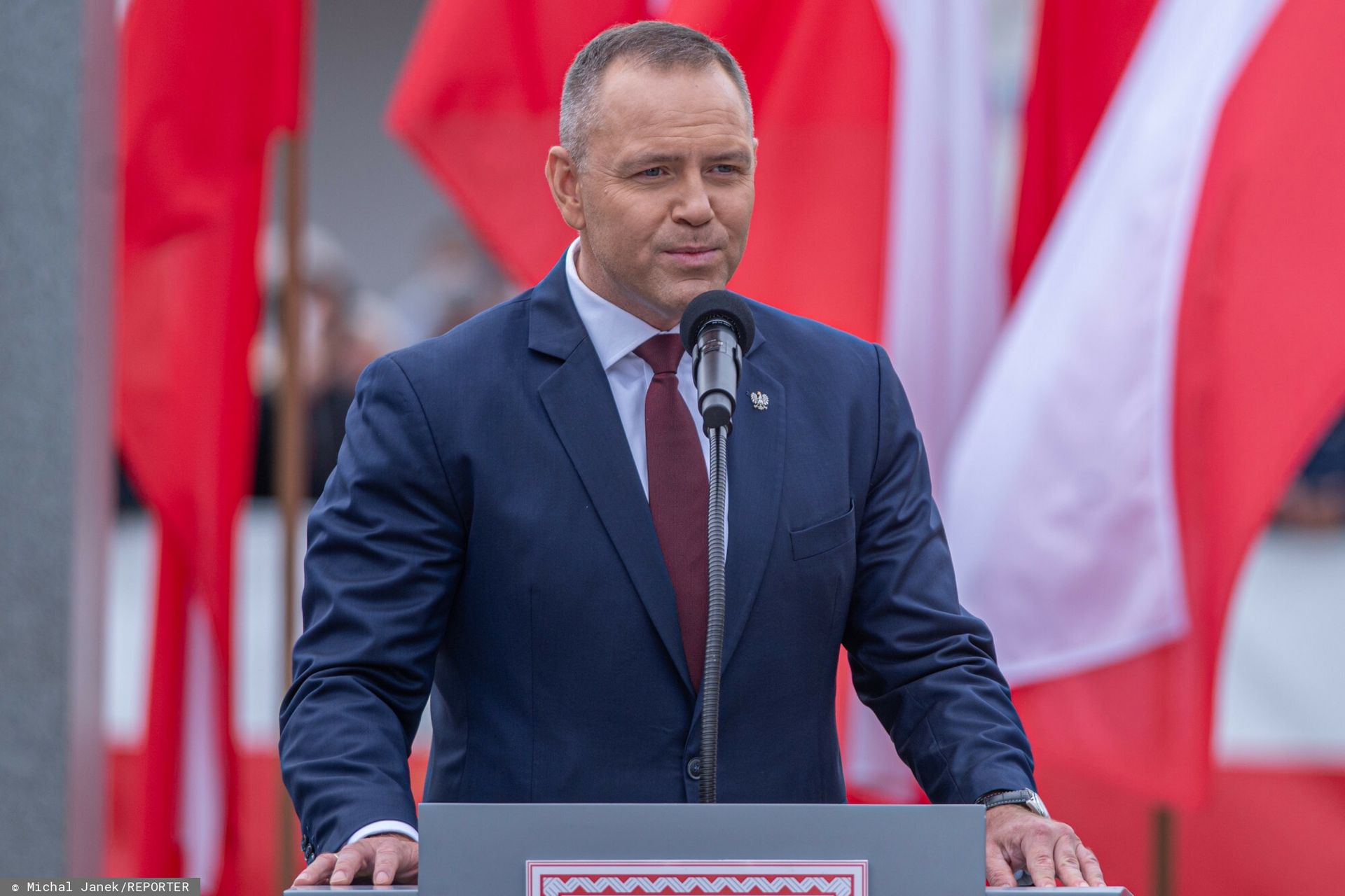 Złość i duma. Zaskakujący sondaż o prezydencie Nawrockim