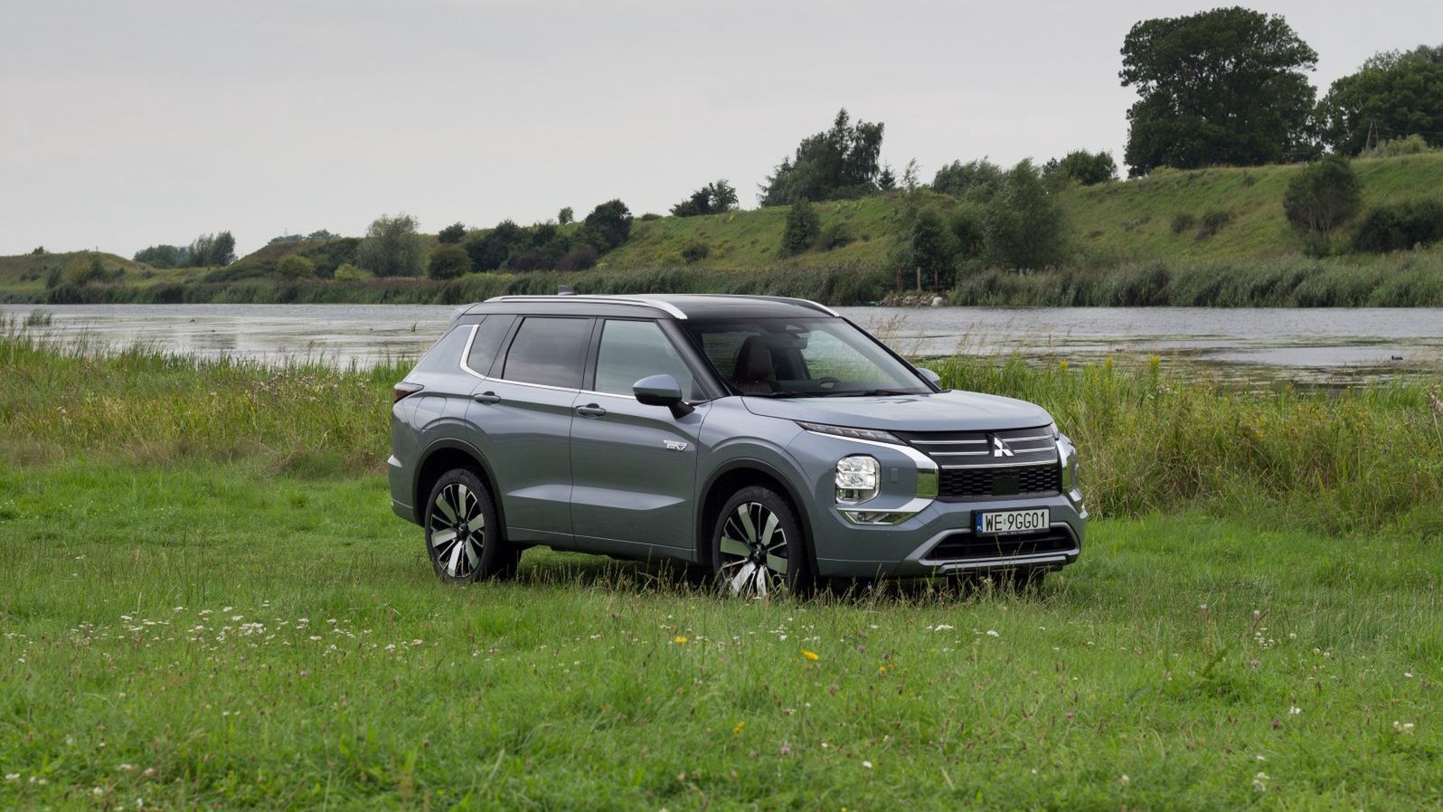 Test: Mitsubishi Outlander PHEV - równie dobre, co irytujące