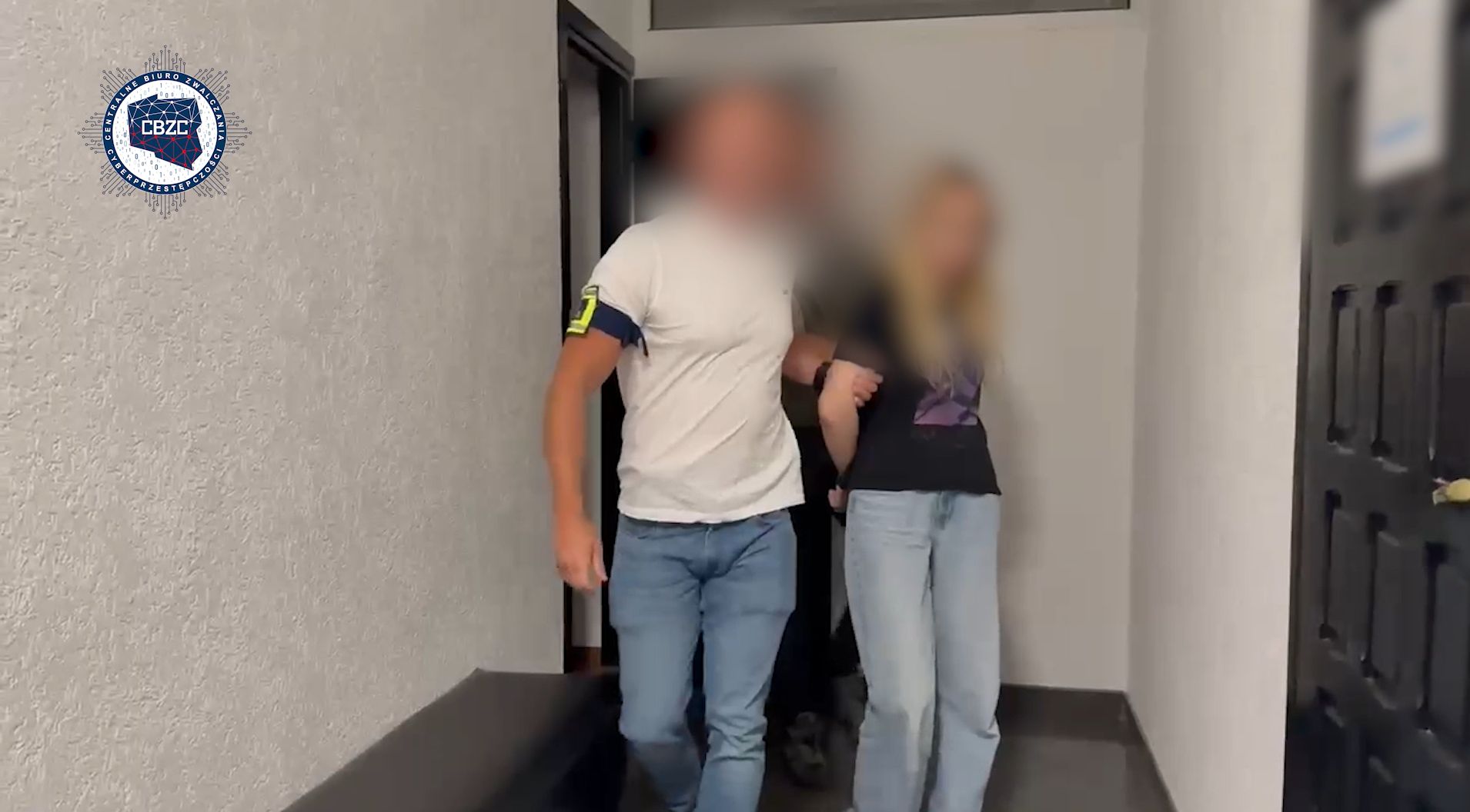 CBZC zatrzymało 35-latkę. Jest podejrzewana o oszustwa w sieci
