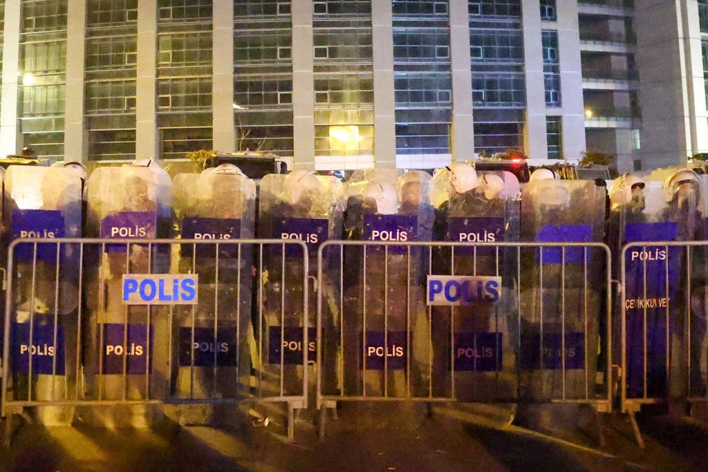 Kolejne nakazy zatrzymania opozycji w Turcji. 28 osób już ujętych