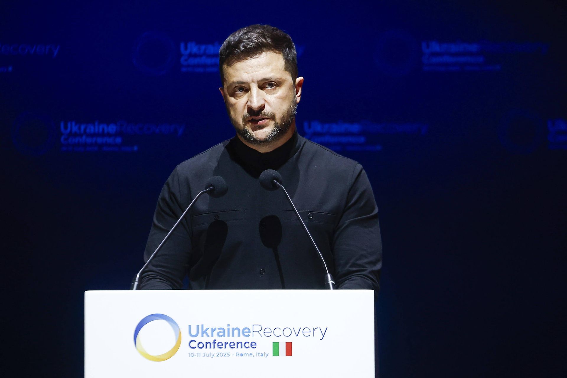 Kontrowersje wokół działań Zełenskiego. W tle oskarżenia o autorytaryzm