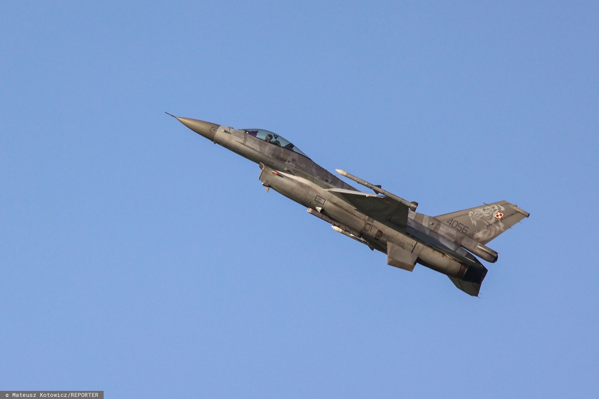 Zmasowany atak dronów na Ukrainę. Polska podrywa myśliwce