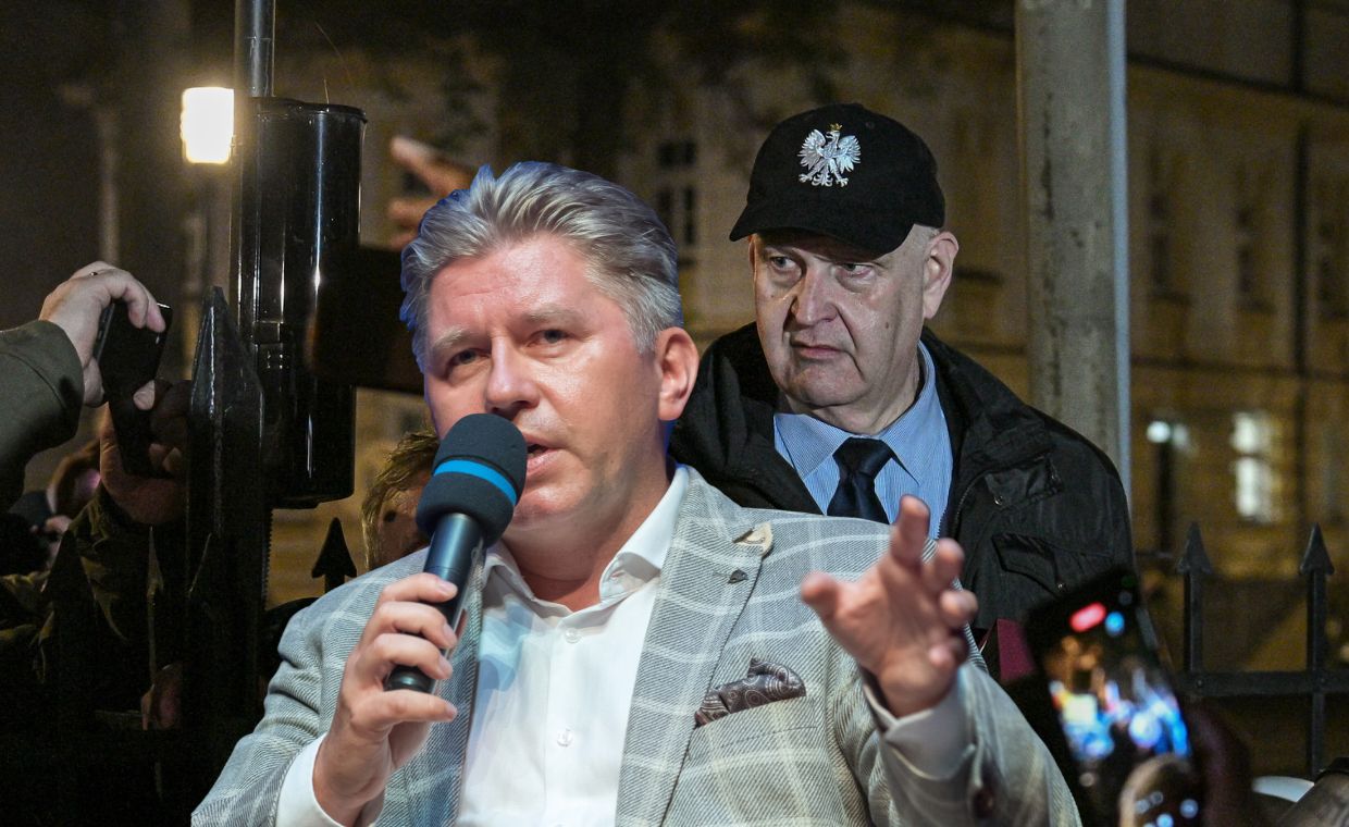 Matczak krytykuje działania wobec TK. "Akcja grzebie ten organ"