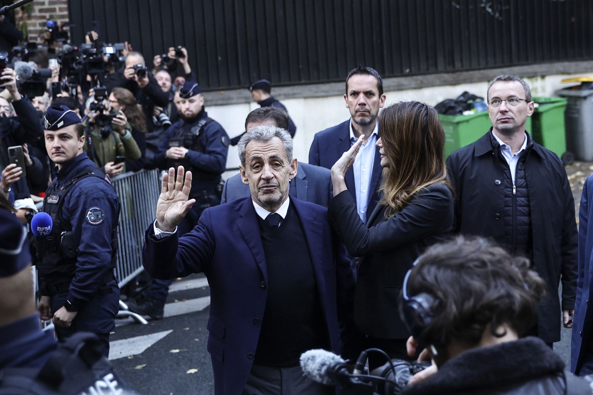 Sarkozy trafił do celi. Na takie warunki może liczyć