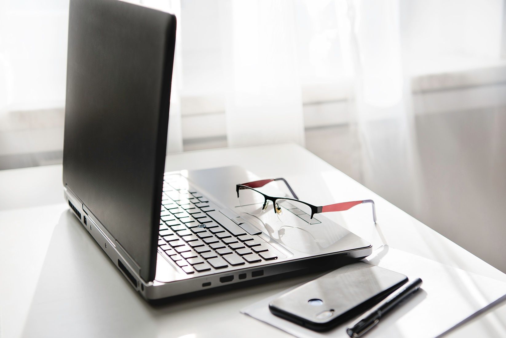 Top 5 laptopów idealnych do codziennej pracy