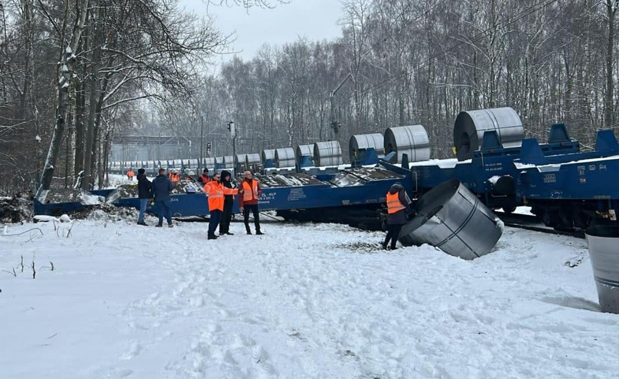 Pociąg wykoleił się na Śląsku. Policja wskazuje przyczynę