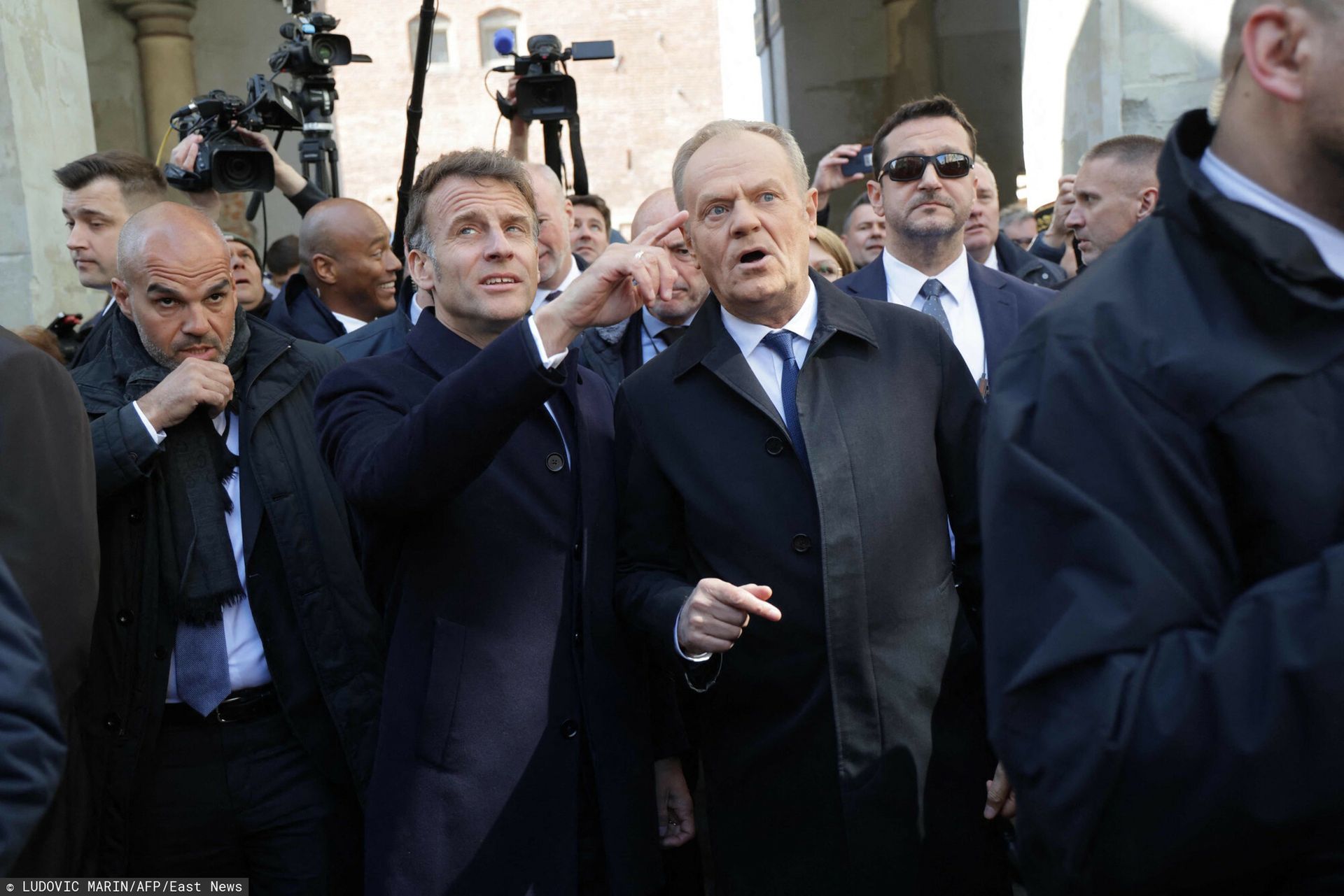 Macron już w Gdańsku. Serdeczne przywitanie z Donaldem Tuskiem