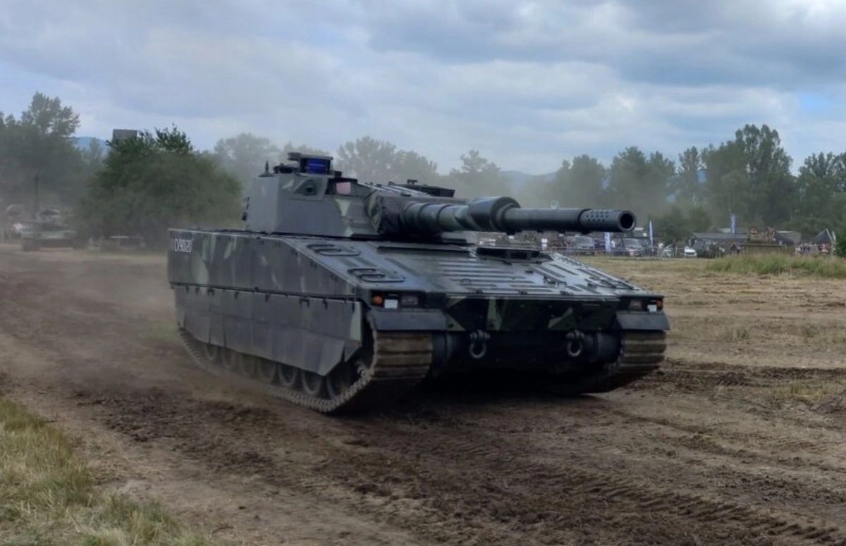 Nie chcą Leopardów 2. Sąsiad Polski stawia na lekkie czołgi