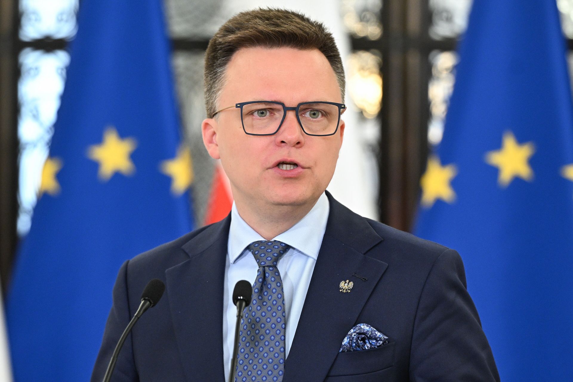 Fanatyk stawia warunki. "Rekonstrukcja rządu teraz"