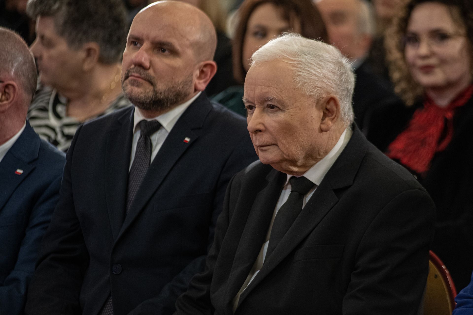 Nowe szczegóły o stanie Kaczyńskiego. "Już dowcipkuje"