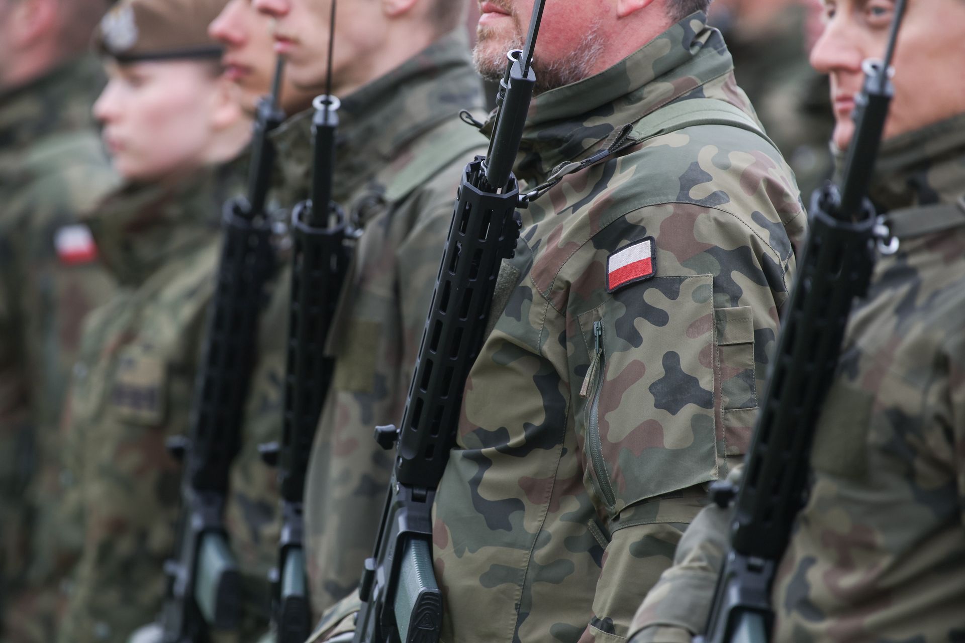 Wojskowe szkolenia dla posłów i urzędników. Szczegóły planu MON