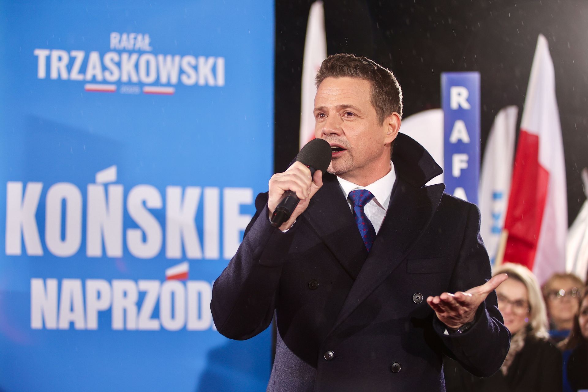 20 tys. brutto. Tyle zapłacili za halę na debatę w Końskich