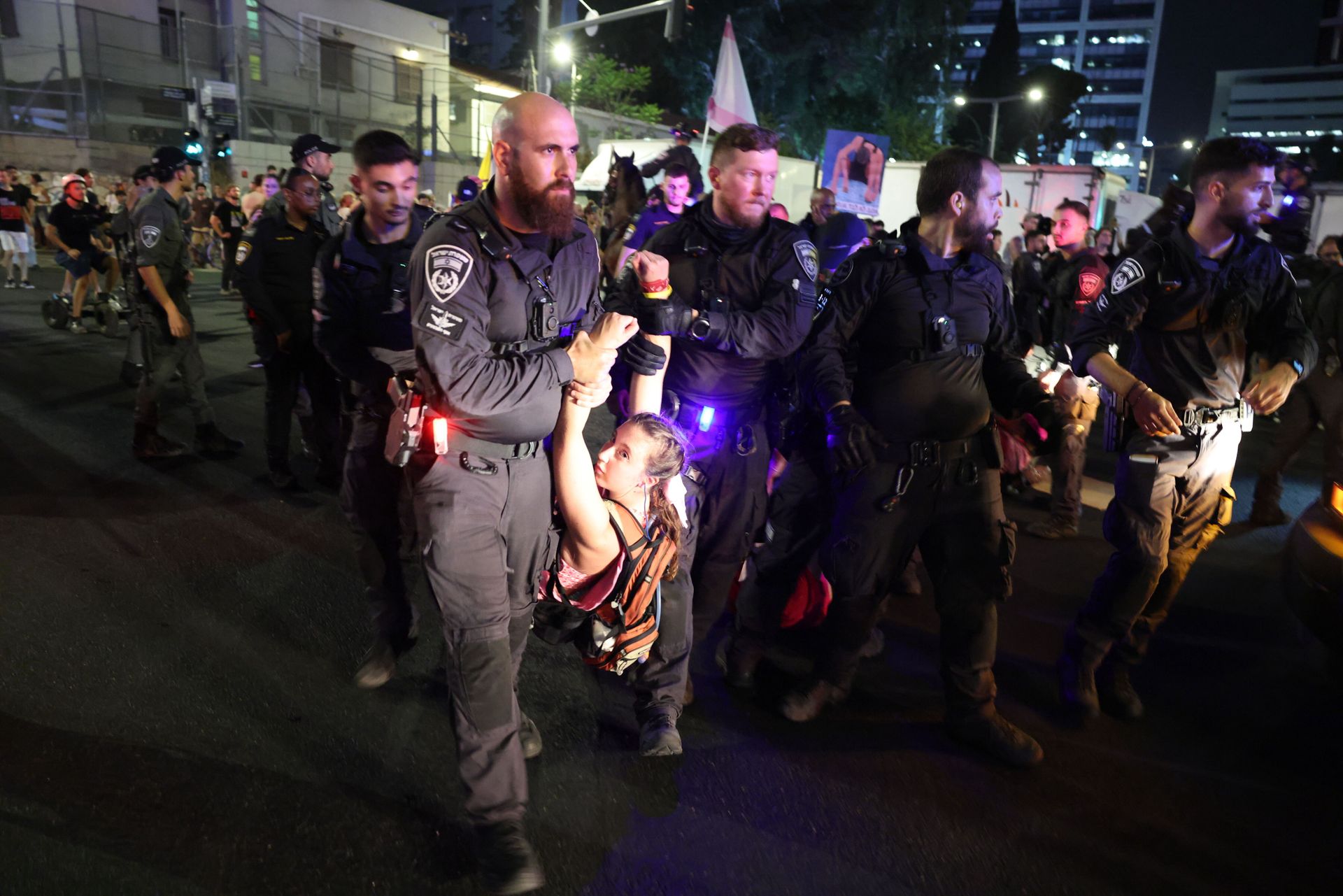 Wyszli na ulice Tel Awiwu. Sprzeciwiają się planom rządu