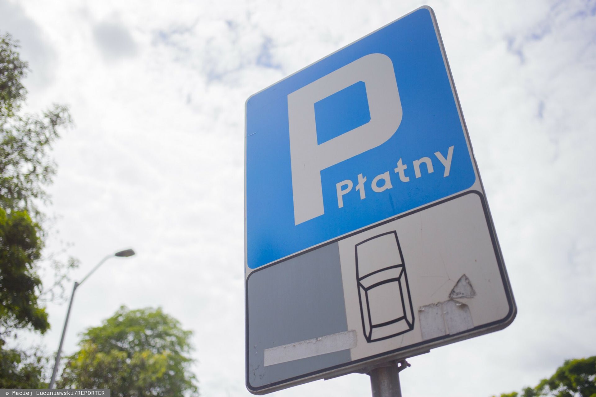 Zapłaciła prawie 500 zł za parking pod szpitalem. "To jest chore"
