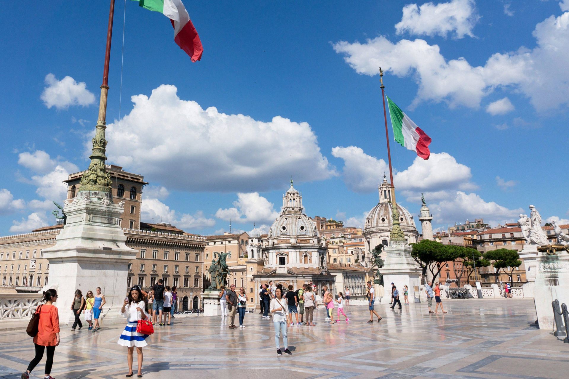 Ambasada RP zwróciła się do turystów. "Ty masz zdjęcie, oni portfel"