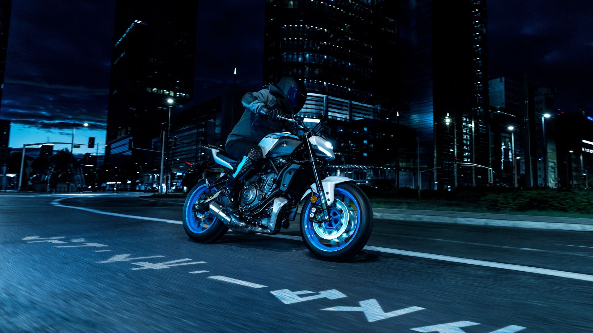 Nowa Yamaha MT-07. Więcej technologii, więcej stylu