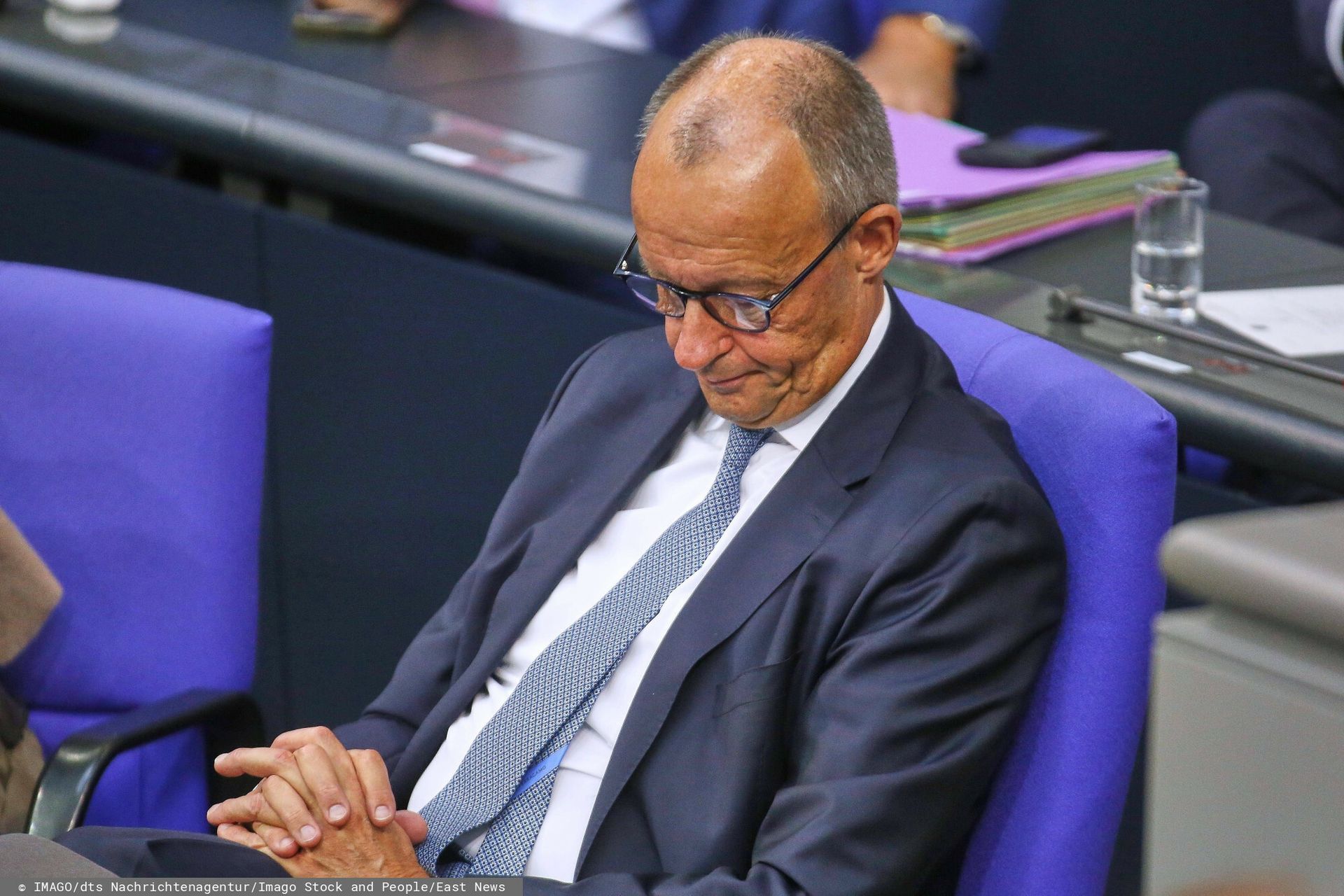 Merz trzyma się głównie z braku lepszej opcji [OPINIA]