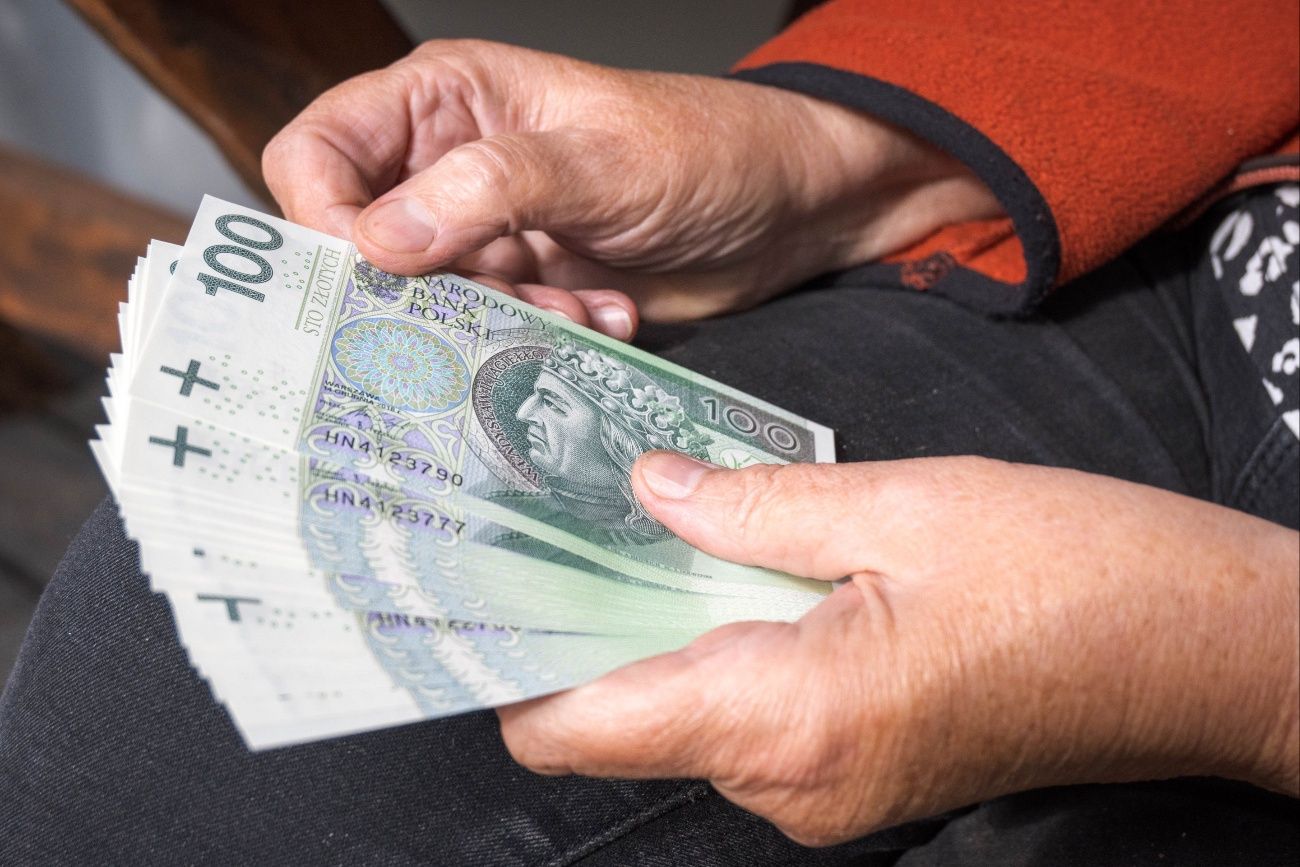 Kiedy wypłata czternastki? Rząd ujawnił plany