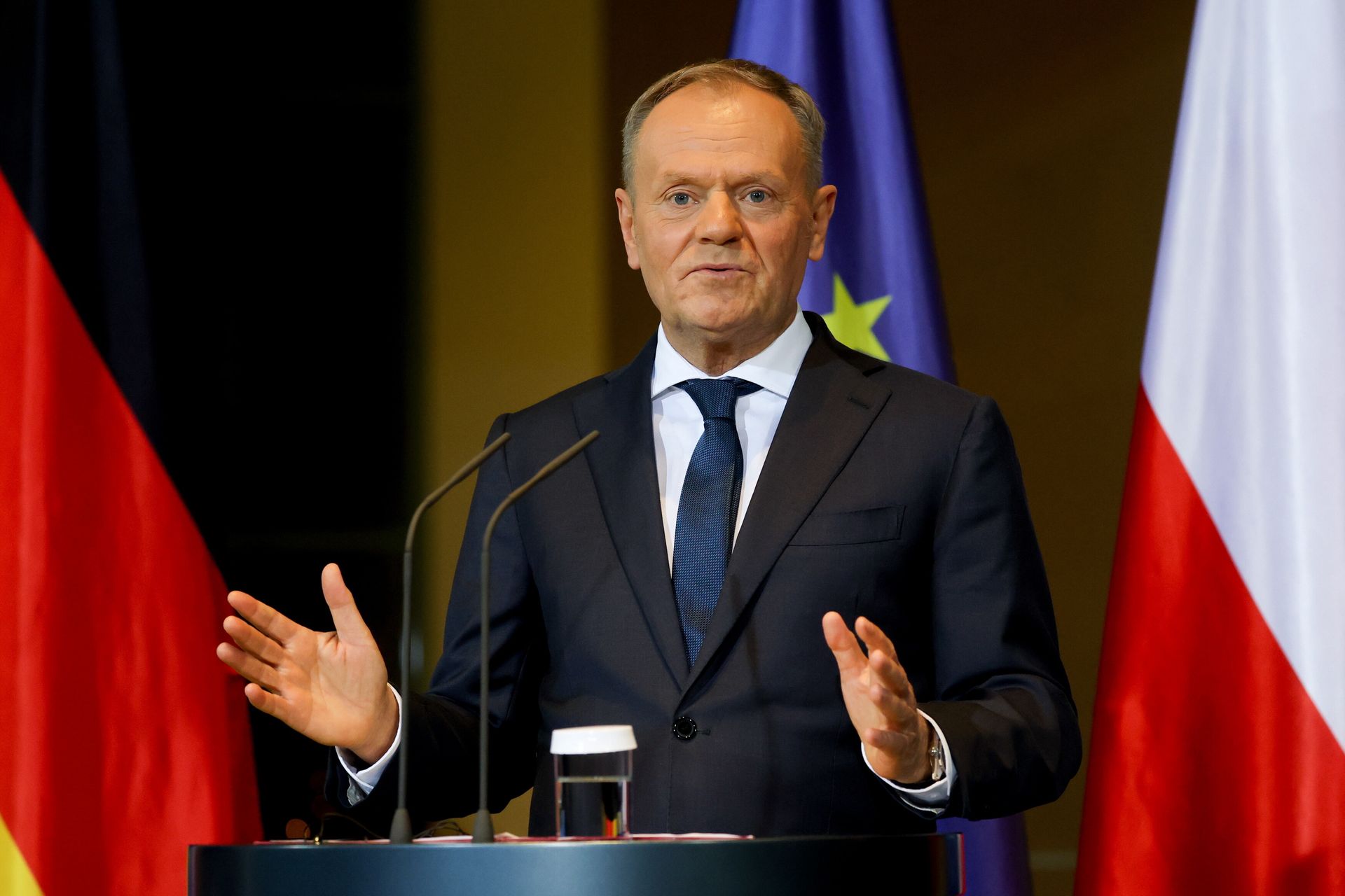 "Źle to wygląda". Papa komentuje weto Nawrockiego