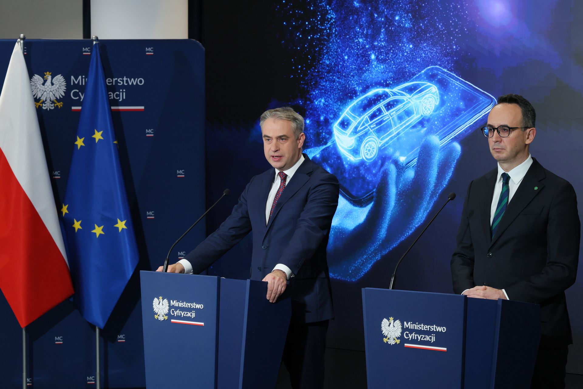 Rejestracja pojazdów online. niedługo wniosek przez mObywatela