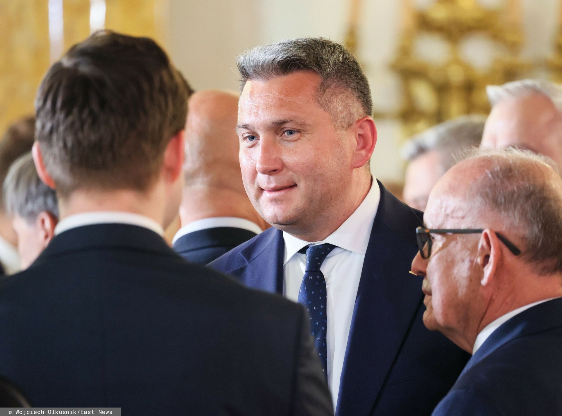 Prezes PKOl dostał zegarek za 40 tys. euro. Teraz w PiS nikt go nie zna