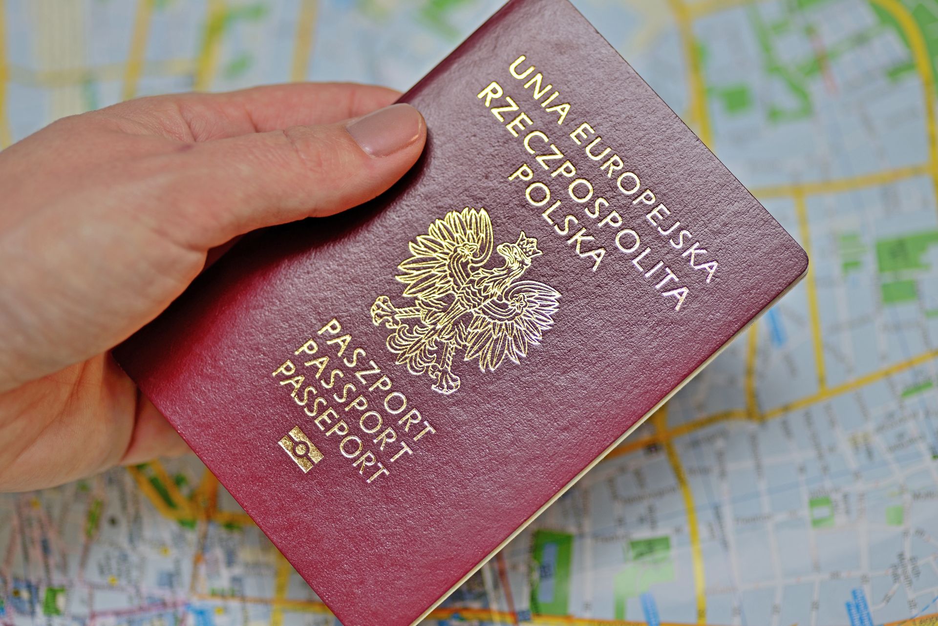 Nowy trik z paszportami. Eksperci ostrzegają. To nie ma sensu