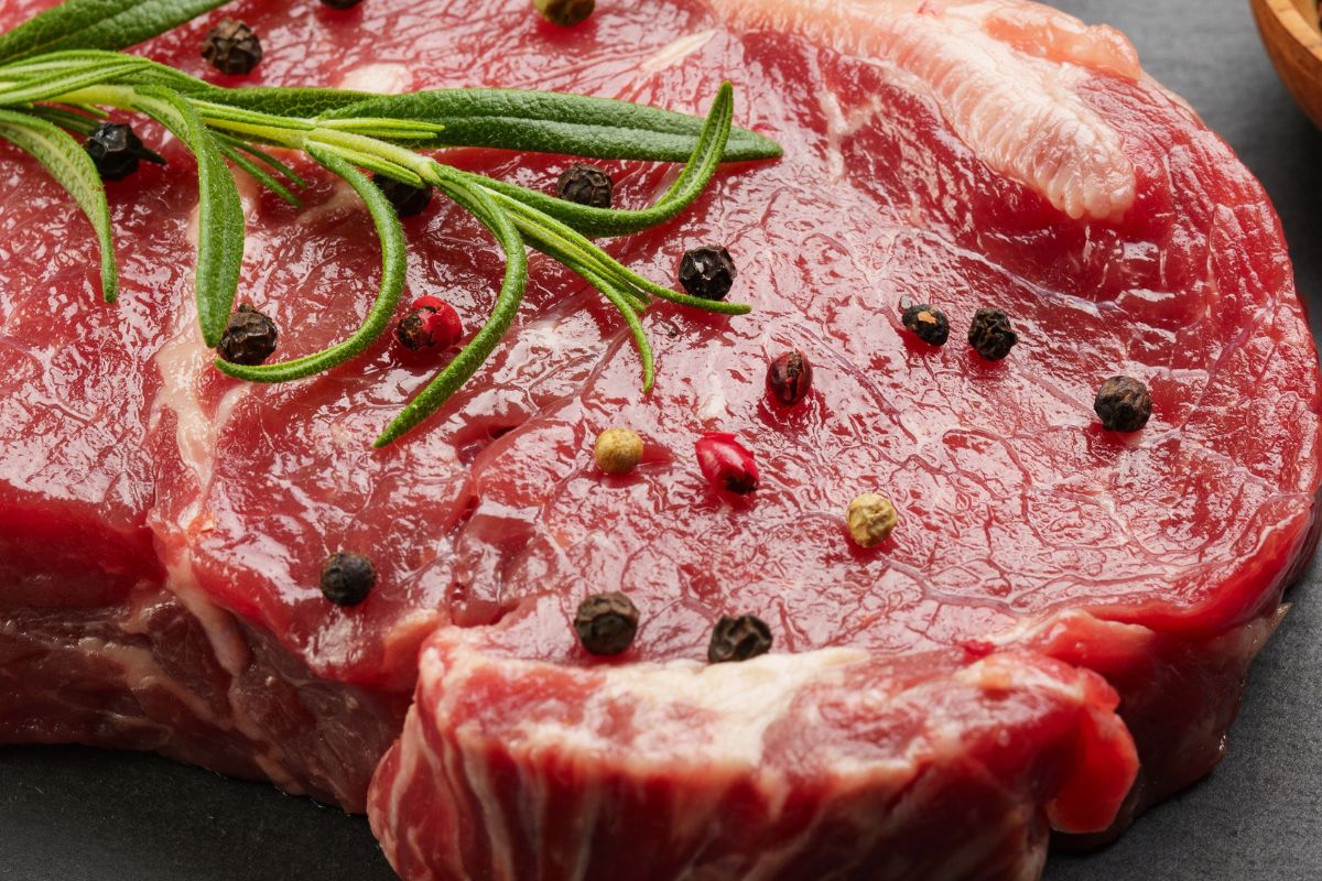 Szkoci zajadają się tym mięsem. Jest wyjątkowo delikatne, smaczne i ma ogrom łatwoprzyswajalnego żelaza