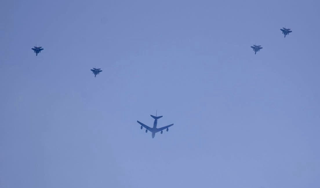 Napięcie wokół Iranu rośnie. F-15E i latające cysterny w regionie