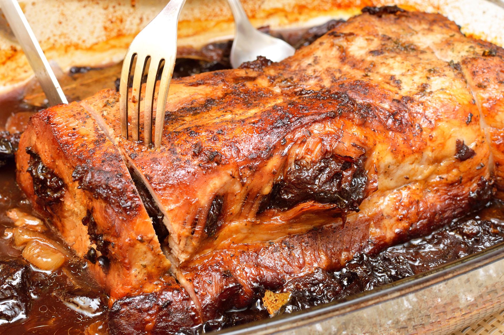 W niedzielę już nie ubijam kotletów. Schab robię w taki sposób, a mięso jest delikatne i rozpada się pod widelcem