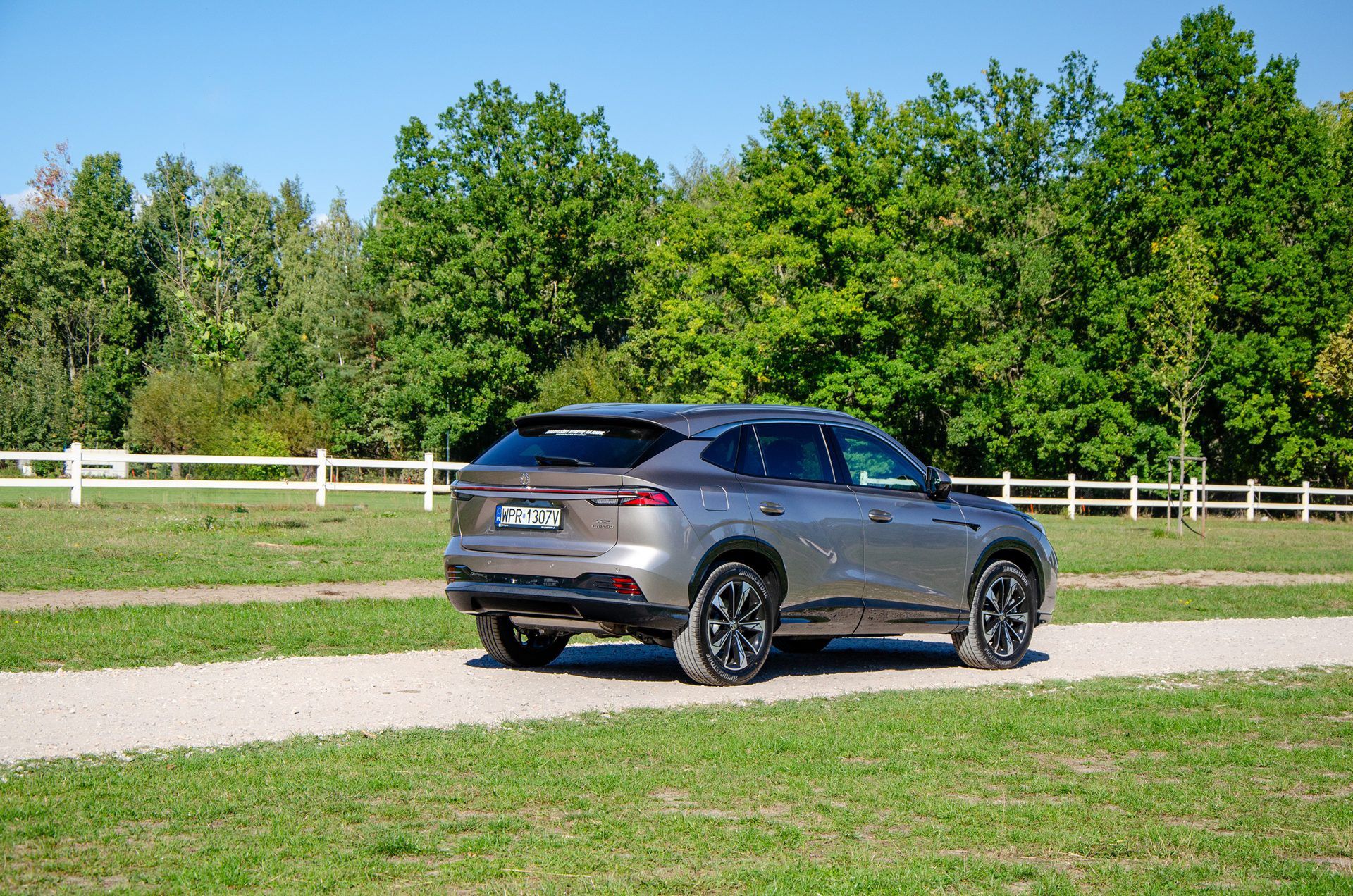 Pierwsza jazda: MG HS Hybrid+ to nowe rozdanie. Teraz dopiero się zacznie