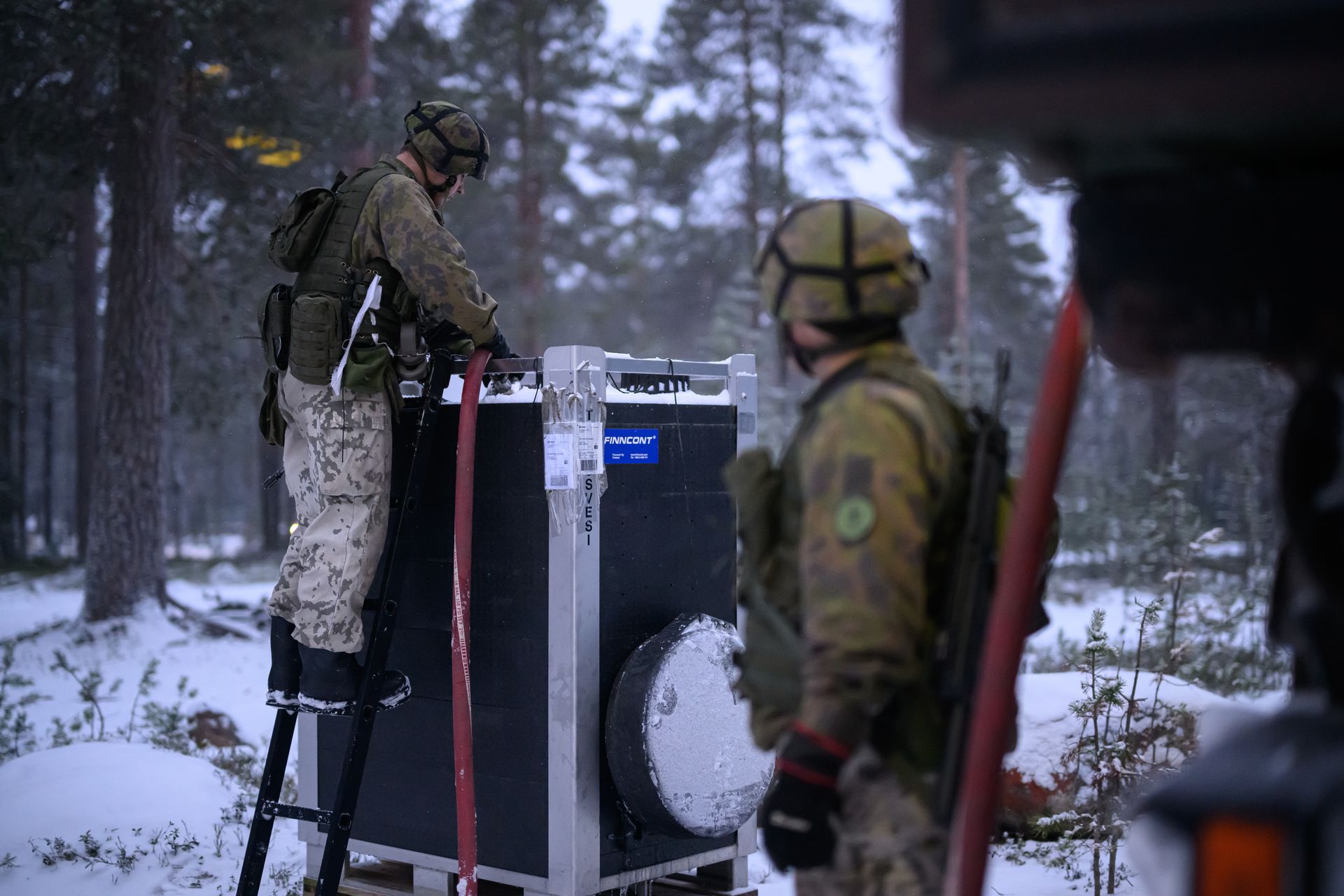 Finlandia w obliczu rosyjskiego zagrożenia. Skalę widać na zdjęciach satelitarnych