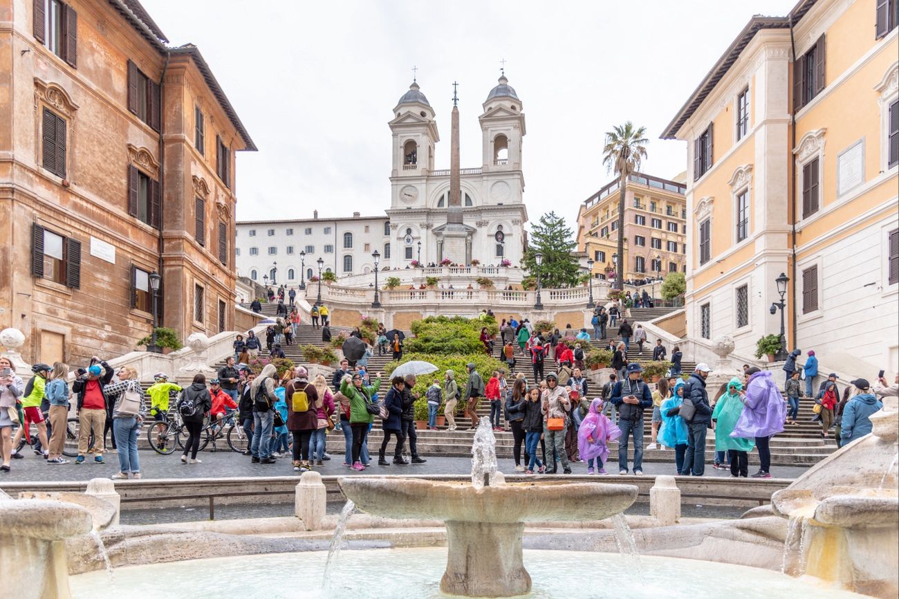 Masowo okradają Polaków. Konsulat wydał rekordową liczbę dokumentów