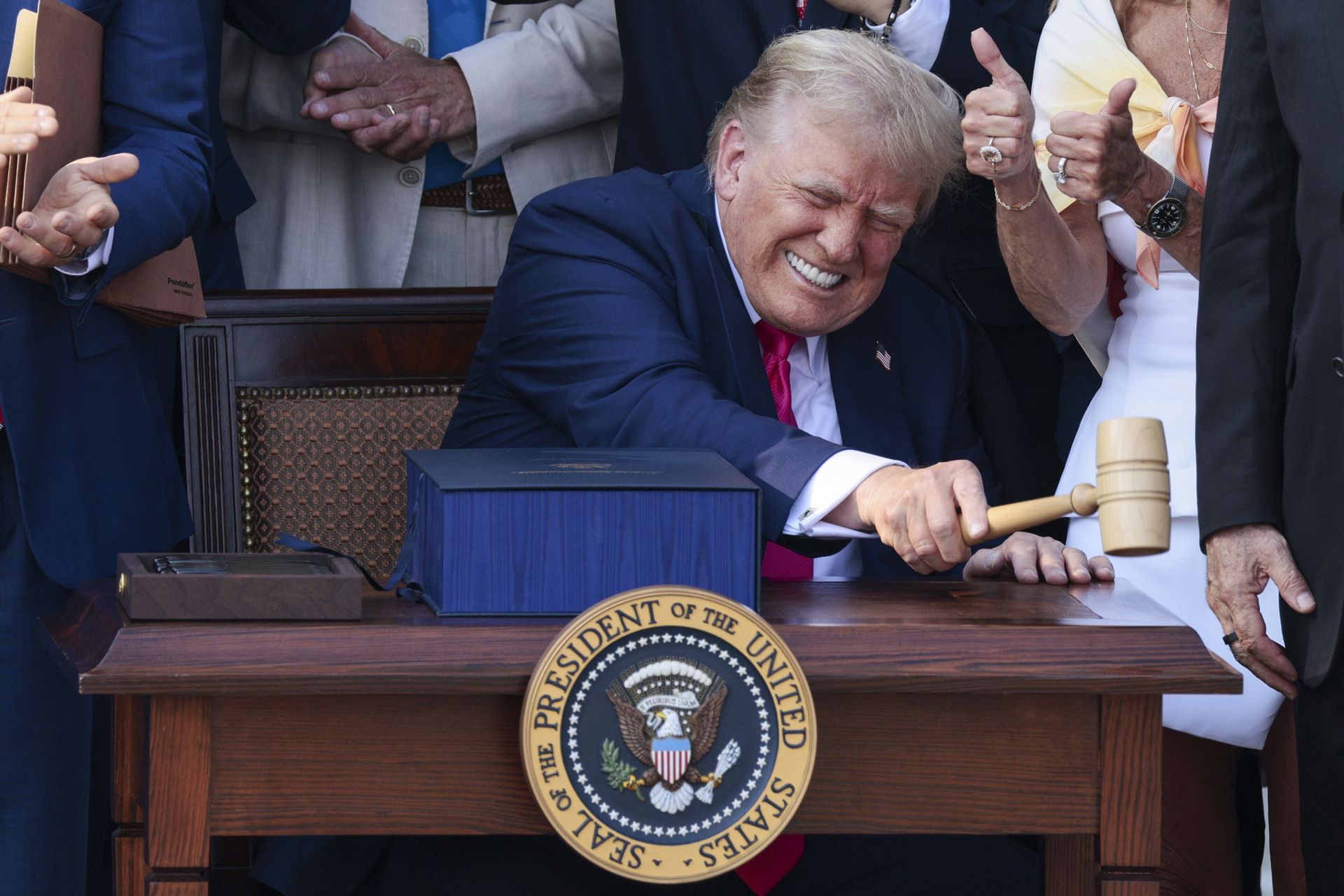 "Należy ci się". Nominował Trumpa do Pokojowej Nagrody Nobla