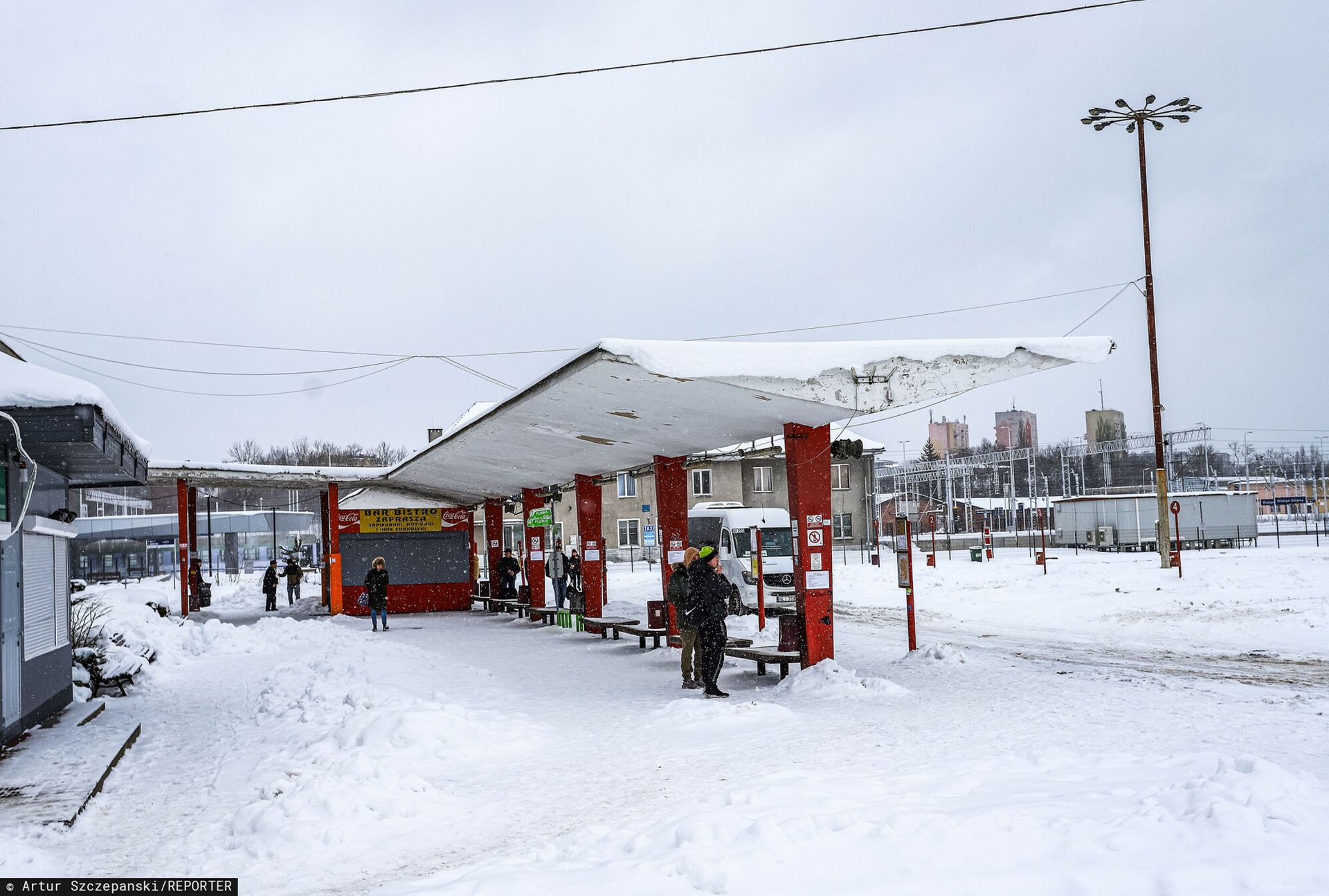Spór o dworzec trwa. Miasto będzie musiało oddać działki za ruderę