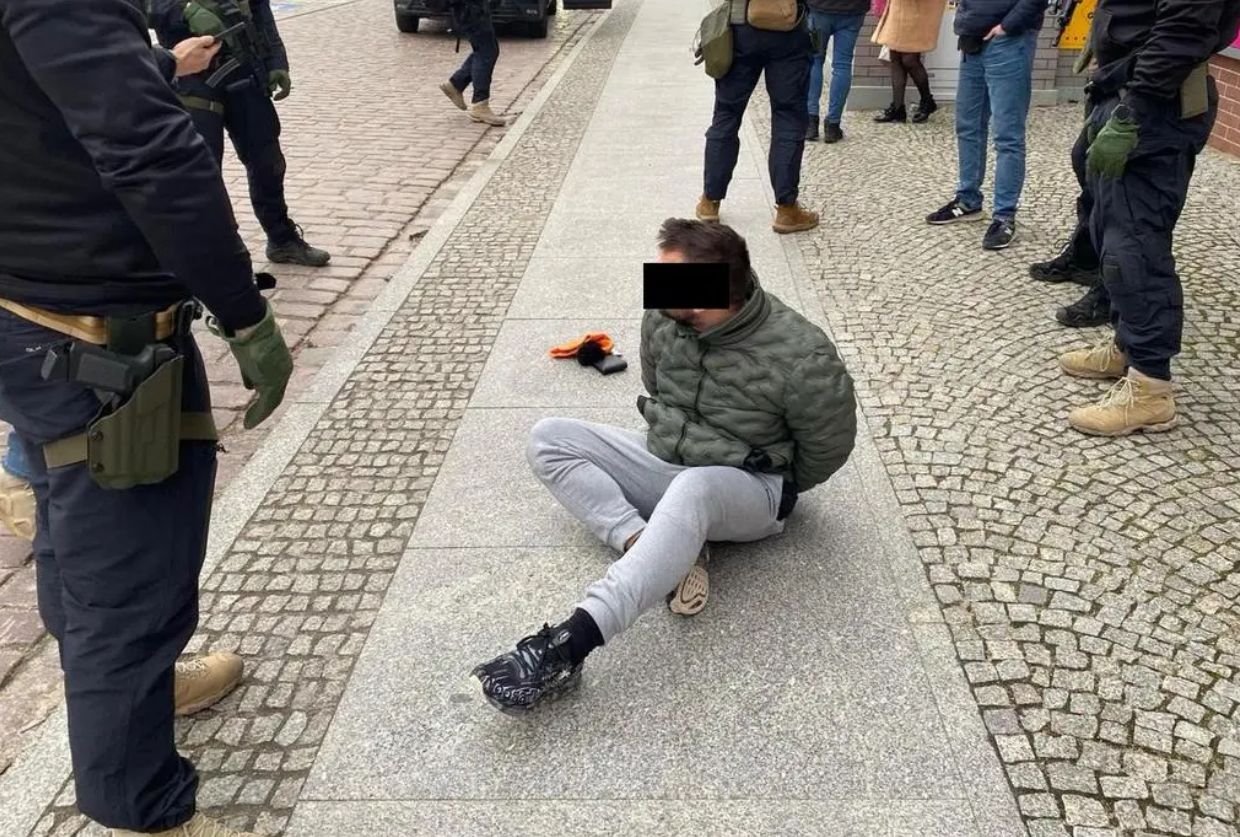 Włamywali się do plebanii w całej Polsce. Prokuratura rozbiła gang