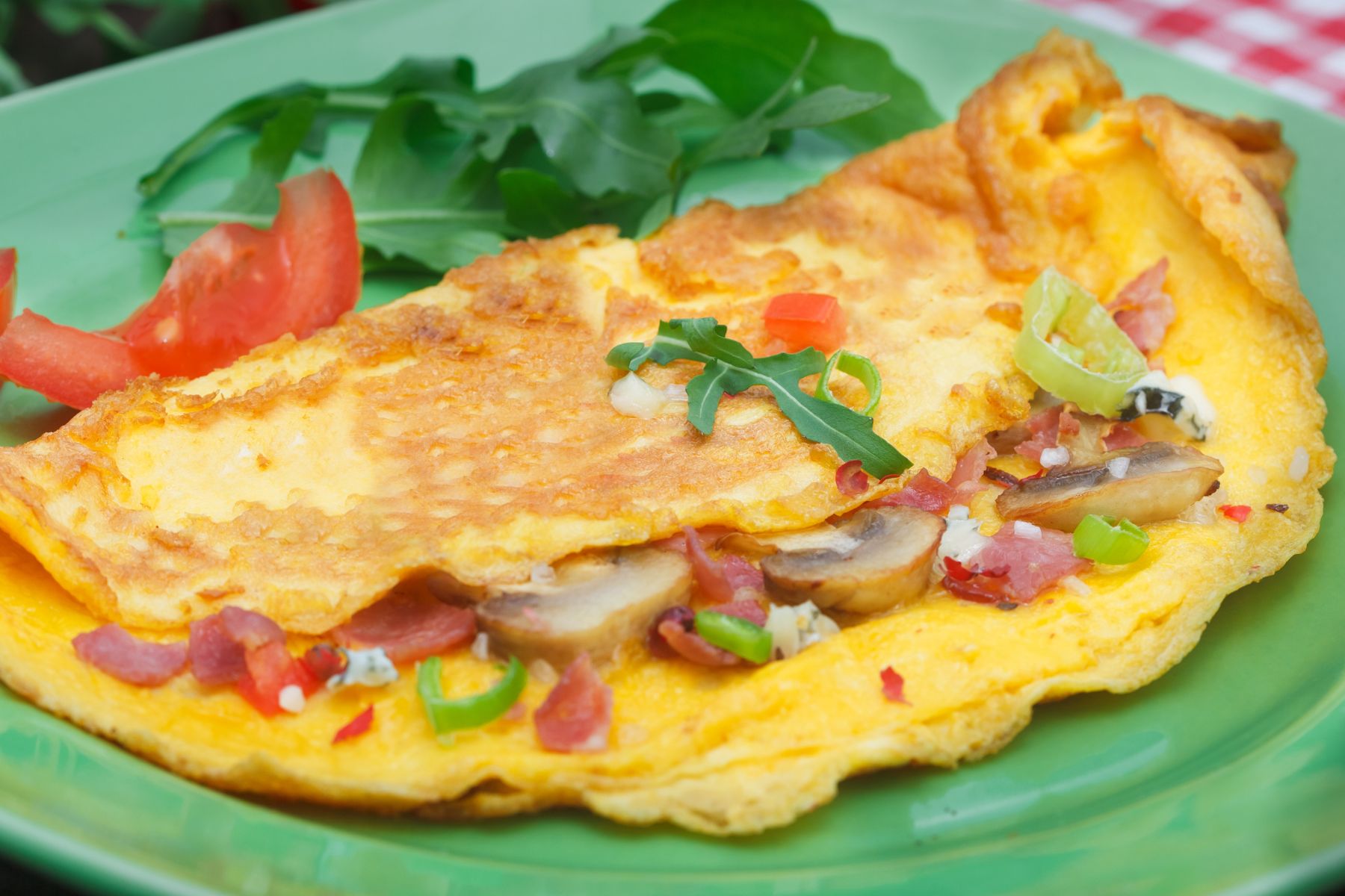 Biorę 2 jajka i robię omlet. Z tego klasycznego przepisu wychodzi za każdym razem