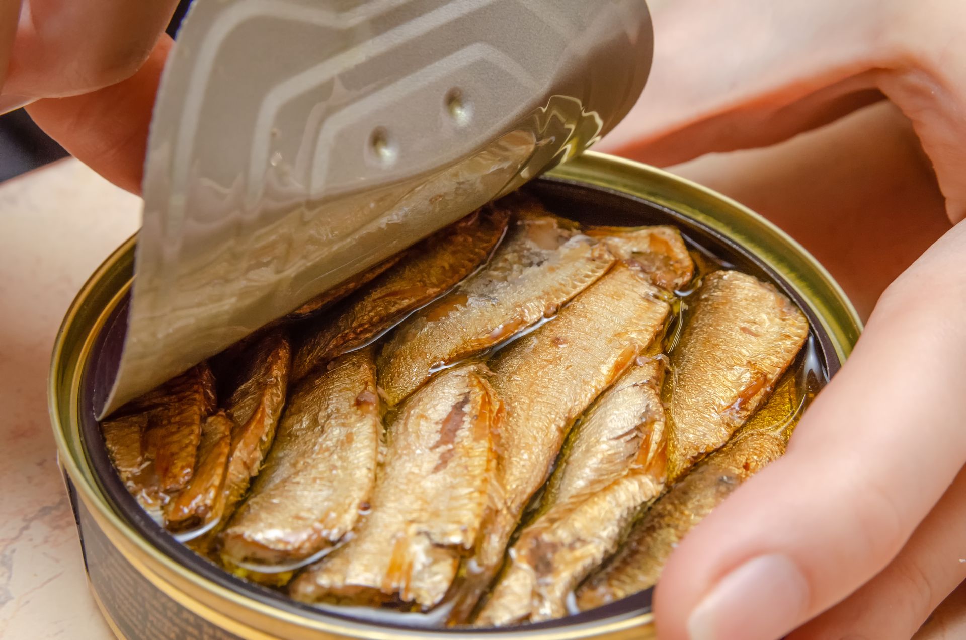 Ryby w puszce – na co zwrócić uwagę podczas zakupu?