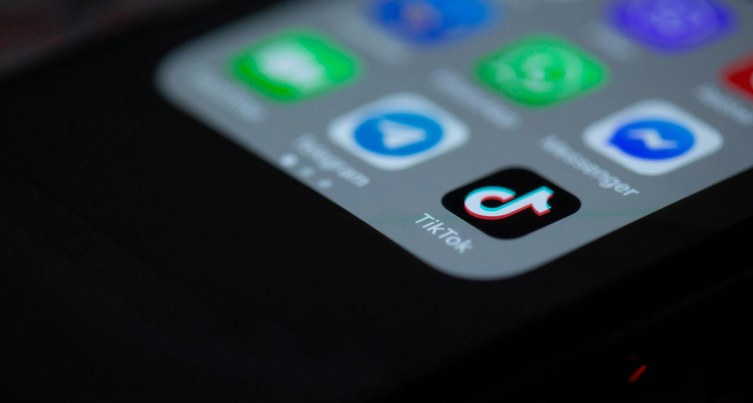 Amerykański TikTok w opałach. Gubernator oskarża o cenzurę