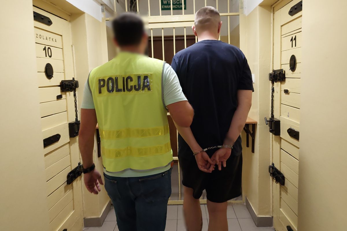Atak gazem pieprzowym w markecie. Ochrona obezwładniła złodzieja