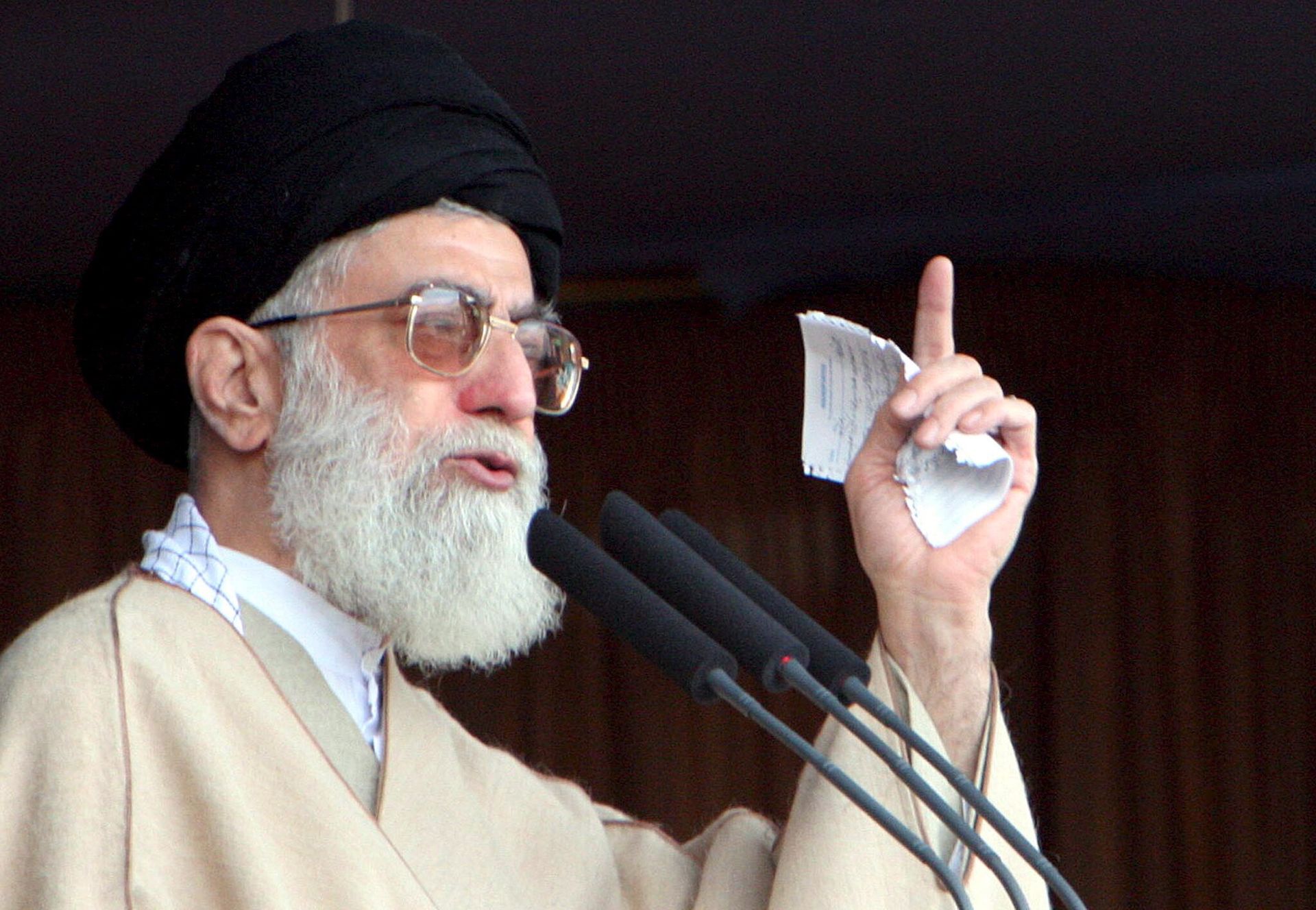 Chiny ws. śmierci irańskiego ajatollaha. Mocne oświadczenie