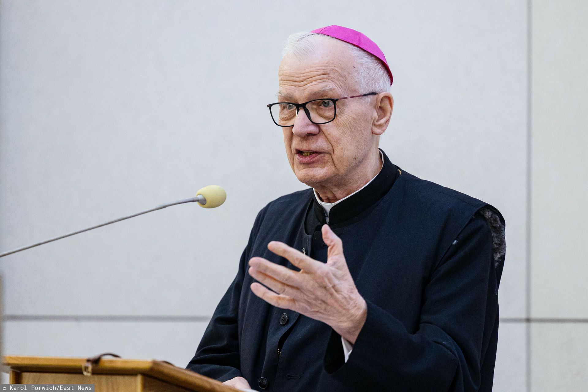 Arcybiskup Józef Michalik przeszedł operację